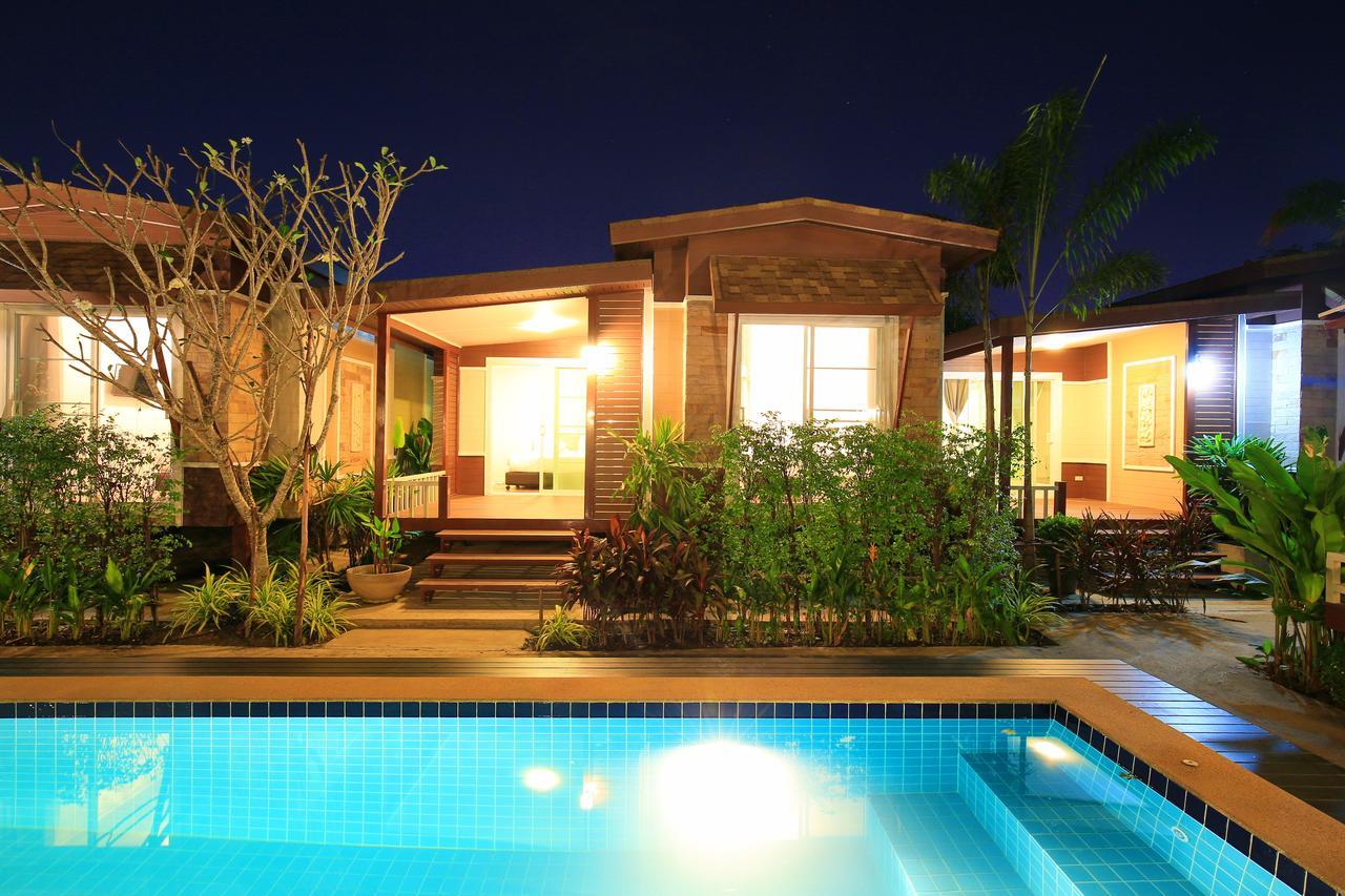 Resort M Bangkok - Bts Onnut Exterior photo